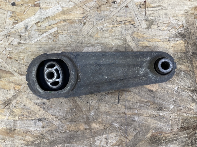 Опора двигателя