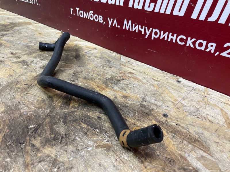 Патрубок радиатора