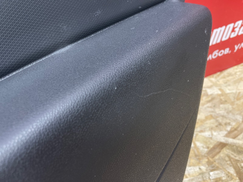 Обшивка боковой двери