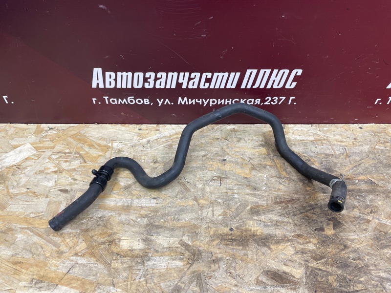 Патрубок отопителя