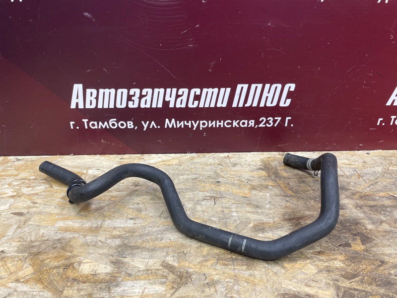 Патрубок отопителя