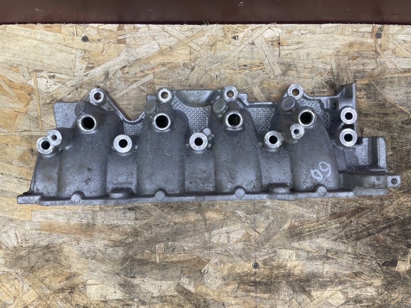 Впускной коллектор