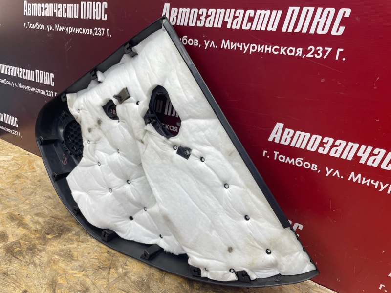 Обшивка боковой двери