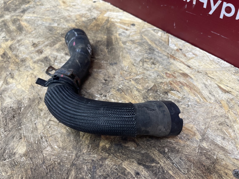 Патрубок радиатора