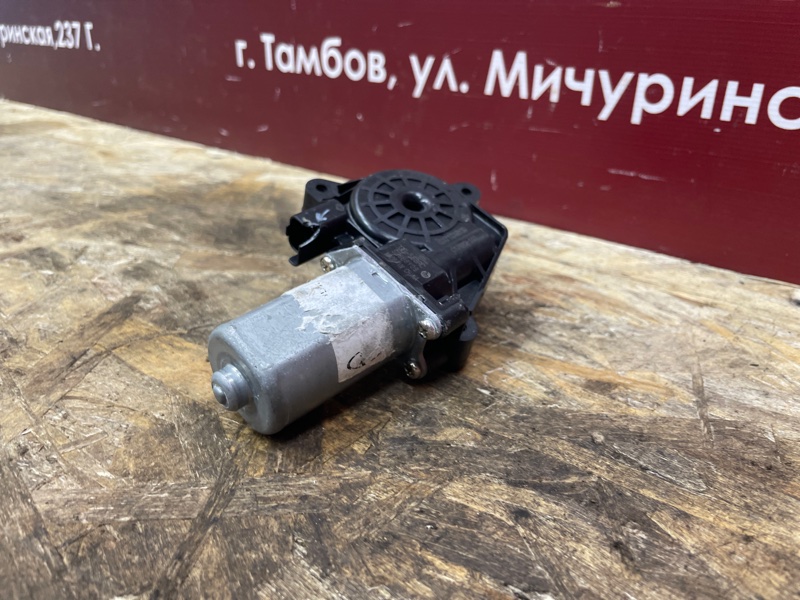 Мотор стеклоподъемника