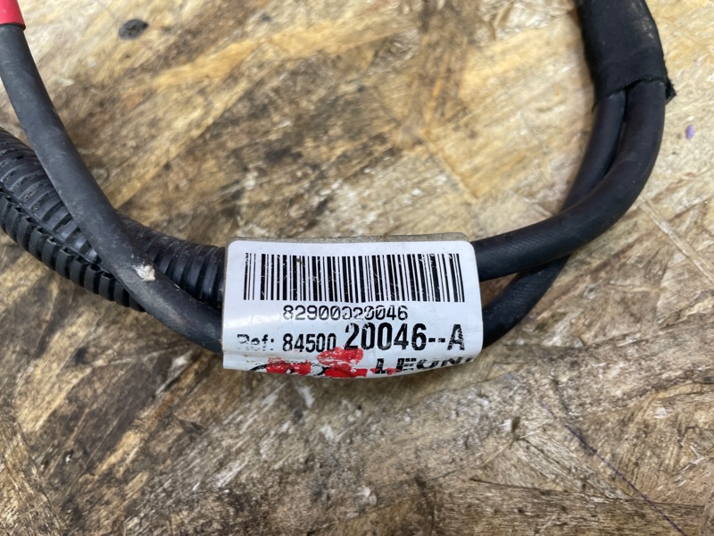 Клемма аккумулятора (минусовая)