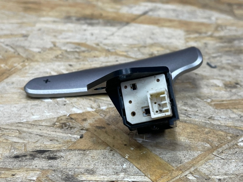 подрулевой переключатель