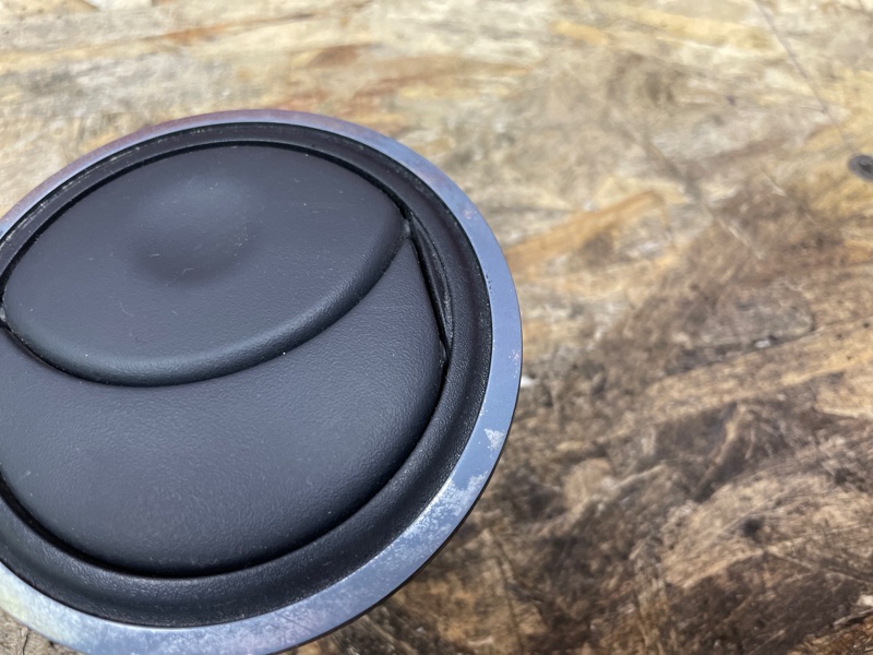 Воздушный дефлектор салона