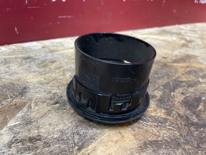 Воздушный дефлектор салона