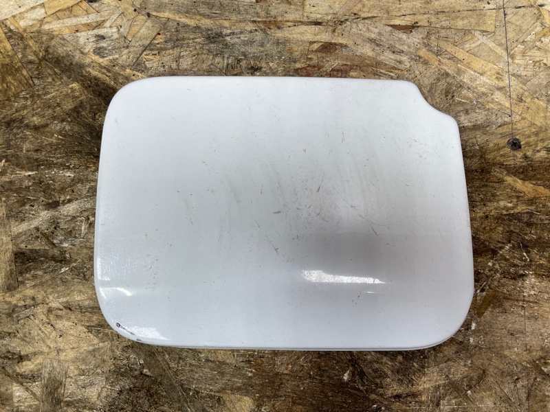 Лючок бензобака