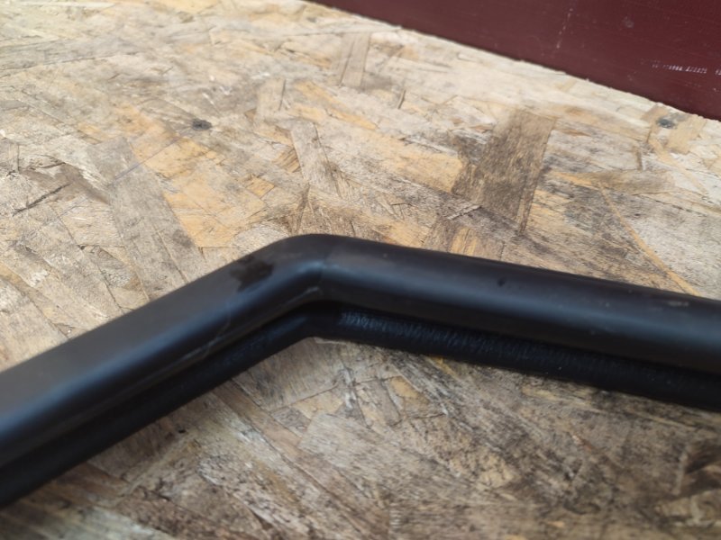 Уплотнитель стекла двери