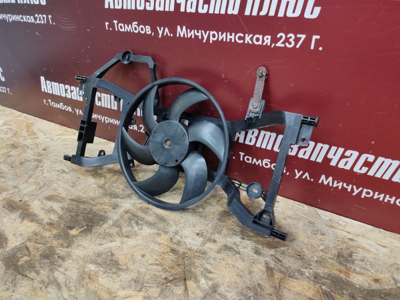 Диффузор радиатора