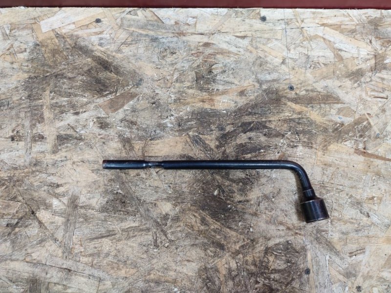 Ключ балонный