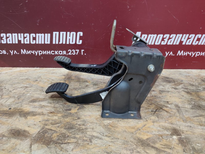 Блок педалей