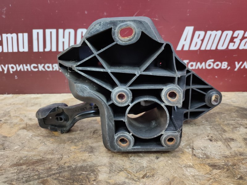 Педаль тормоза