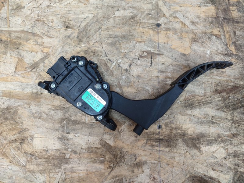 Педаль газа