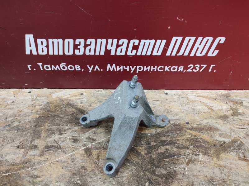 Кронштейн кпп