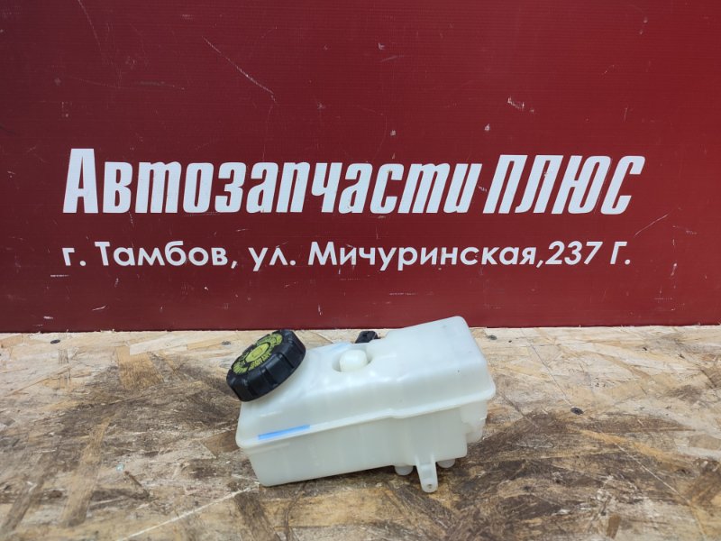 Бачок главного тормозного цилиндра