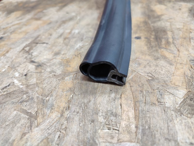 Уплотнитель жабо