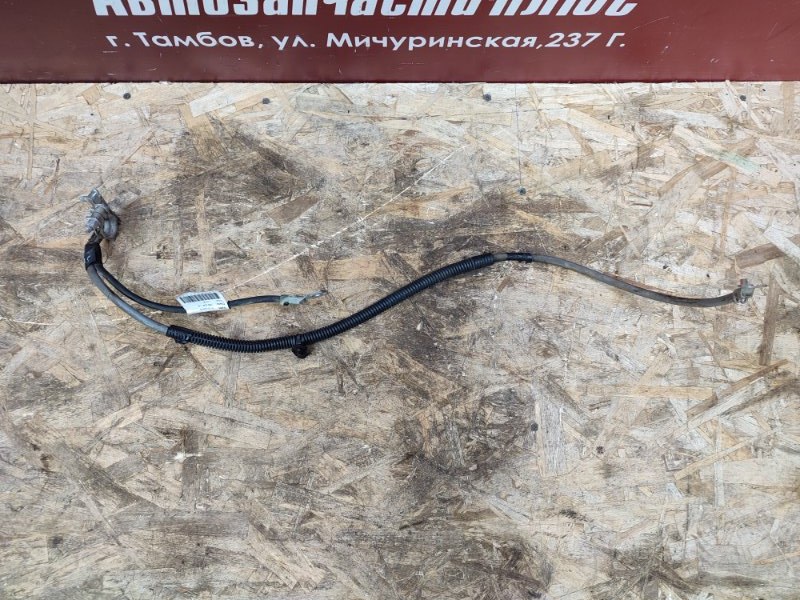 Клемма аккумулятора (минусовая)