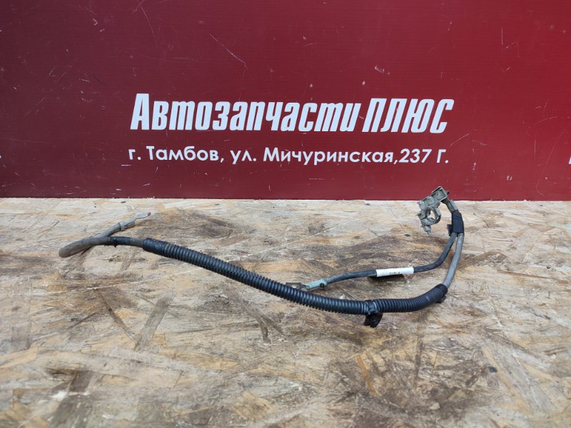 Клемма аккумулятора (минусовая)