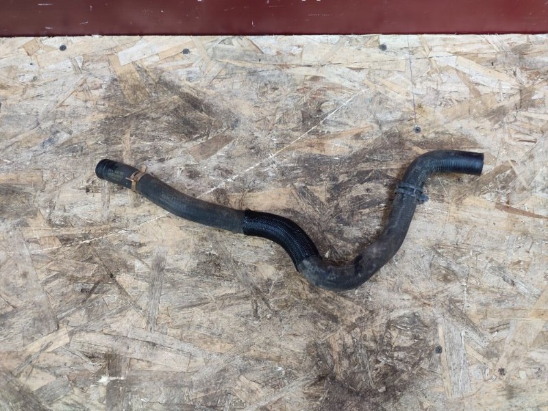 Патрубок отопителя