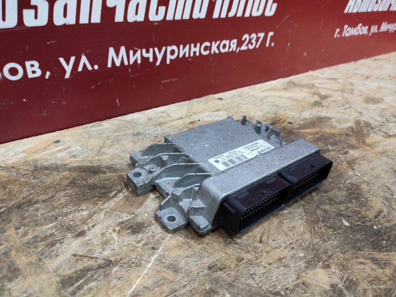 Блок управления двигателем