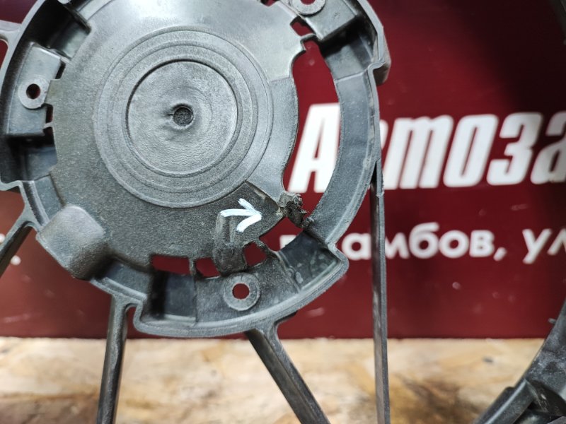 Диффузор радиатора