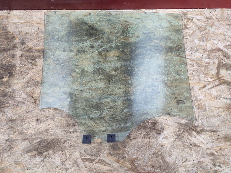 Стекло двери