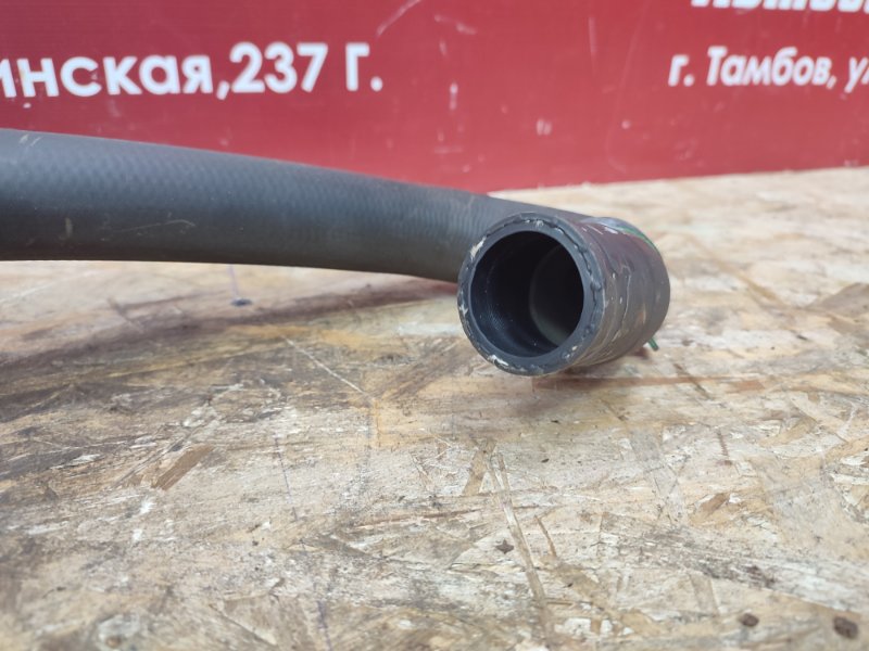 Патрубок радиатора