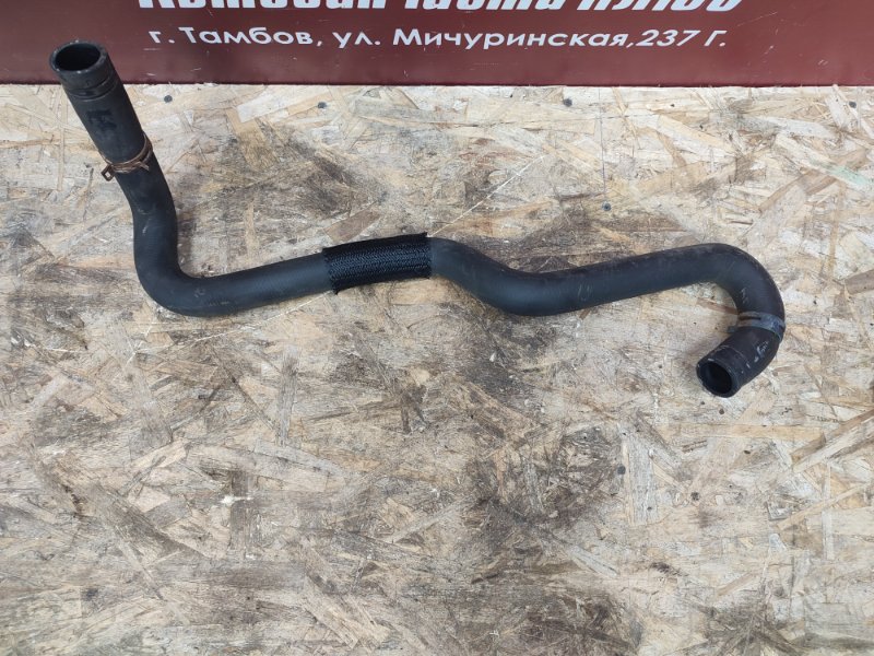 Патрубок радиатора