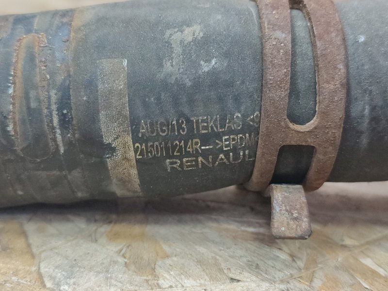 Патрубок радиатора