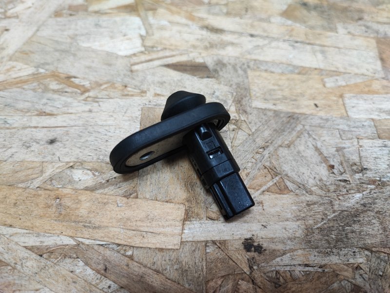 Концевик двери