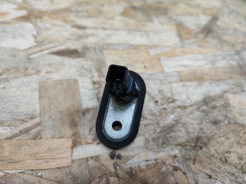 Концевик двери