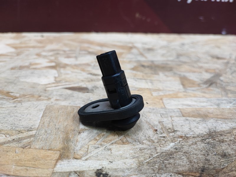 Концевик двери