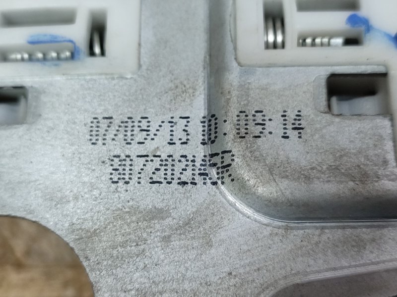 Стеклоподъемник    двери