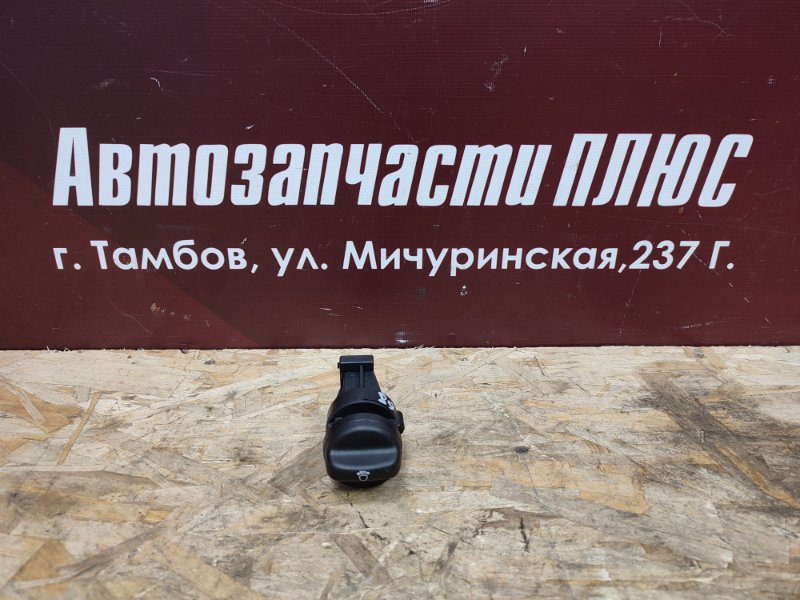 Кнопка корректора фар