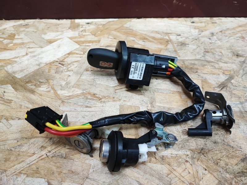 Комплект замков