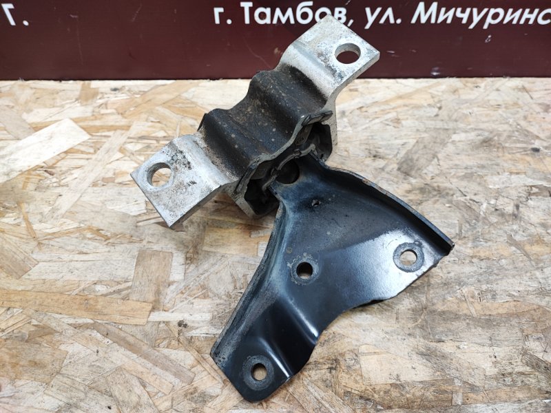 Опора двигателя