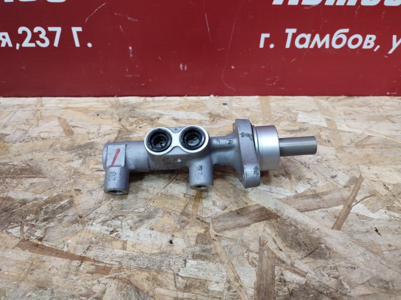 Главный тормозной цилиндр