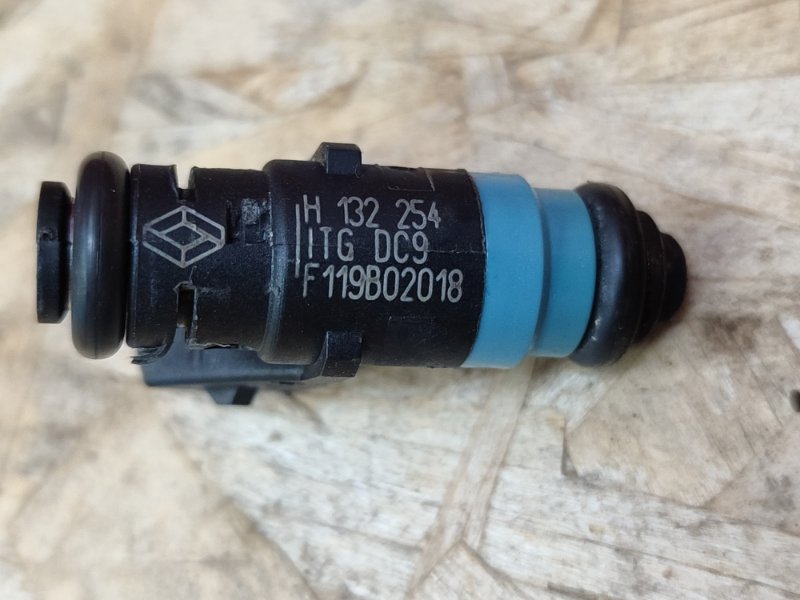 Форсунка топливная