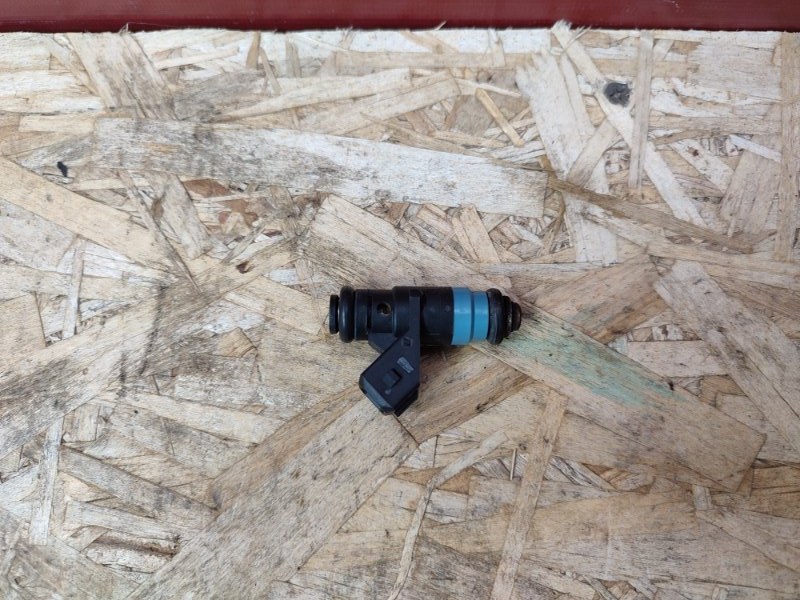 Форсунка топливная