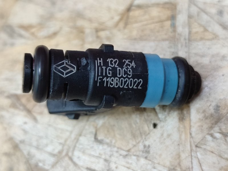 Форсунка топливная