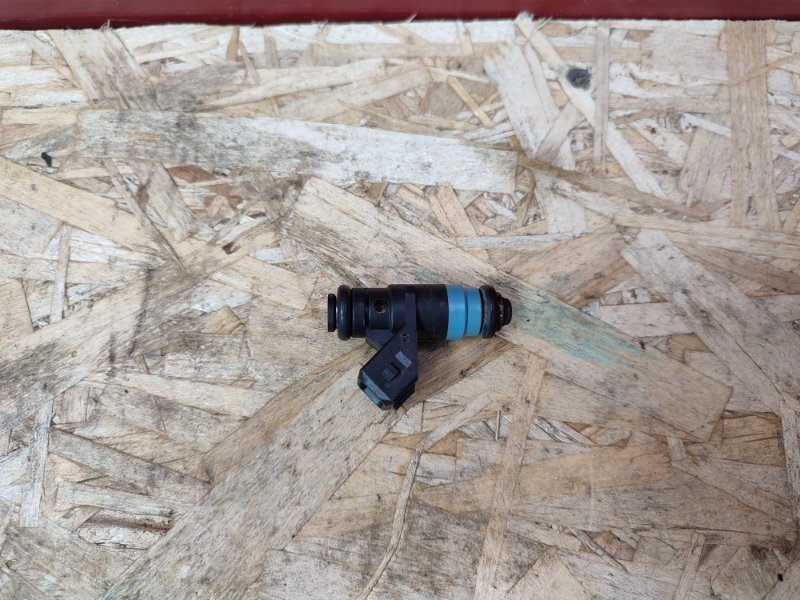 Форсунка топливная