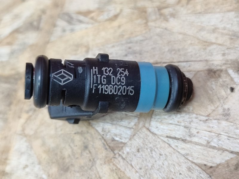 Форсунка топливная