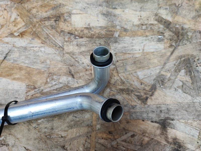 Патрубки отопителя