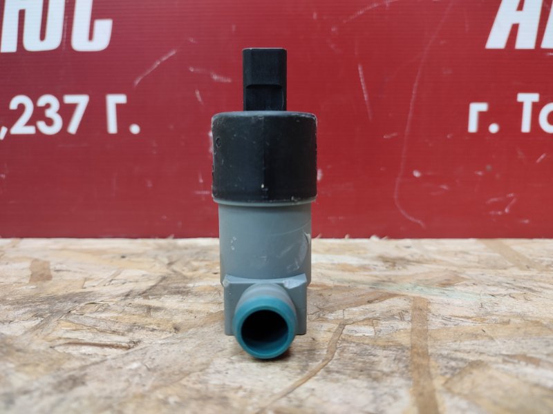 Моторчик бачка омывателя