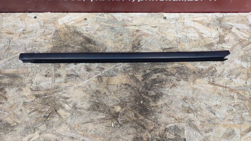 Уплотнитель стекла двери внутренний