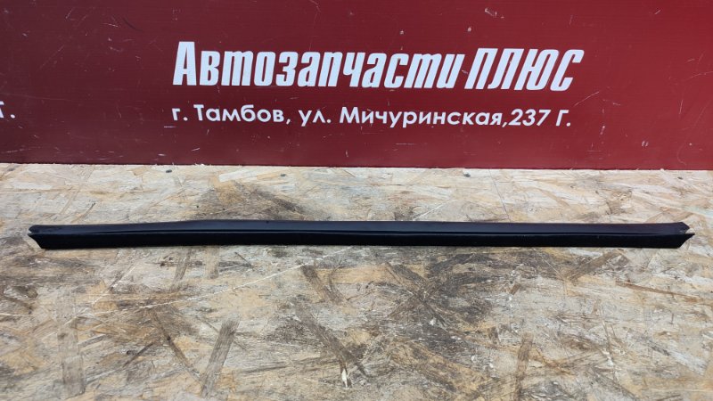 Уплотнитель стекла двери внутренний