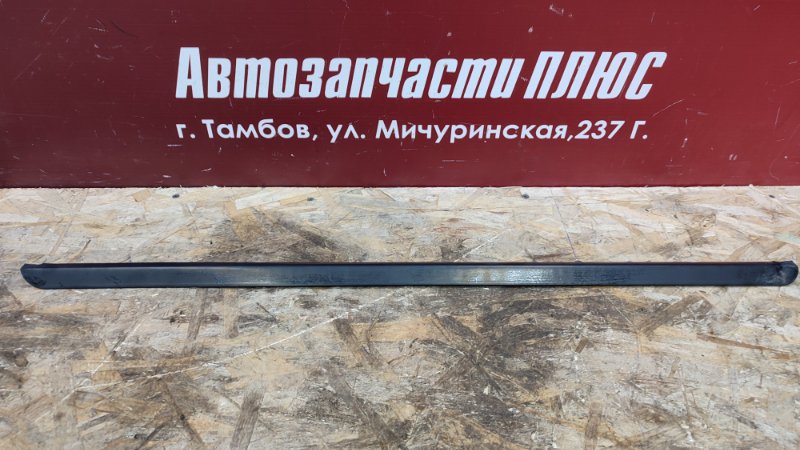 Уплотнитель стекла двери внешний